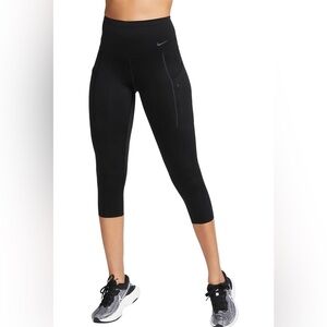 NEW Nike Go Women's Firm-Support High-Waisted Cropped Leggings with Pockets